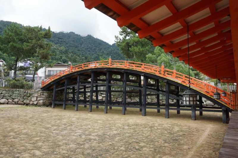 厳島神社の橋